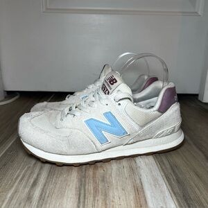 New Balance 574 Women’s Sneakers Size 9